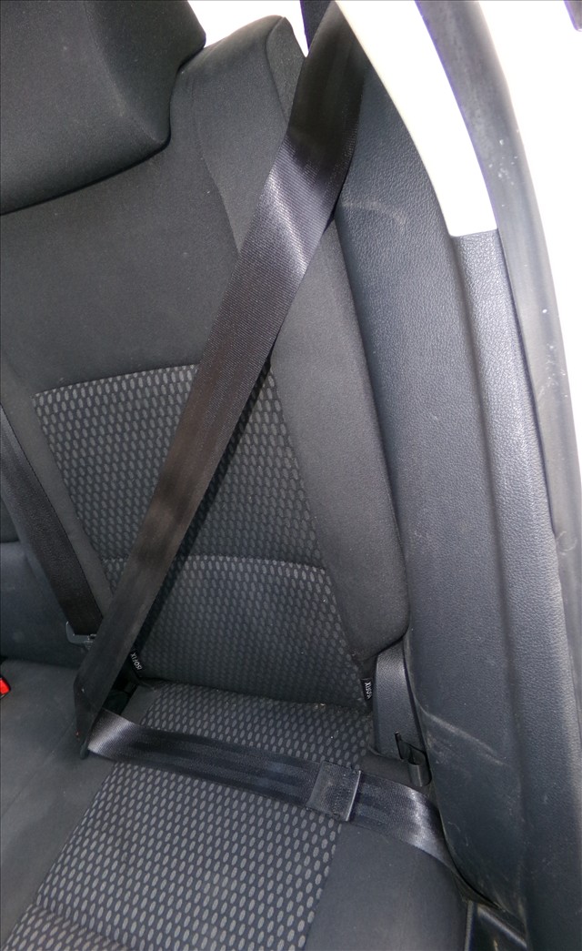 Cinturon Trasero Izquierdo