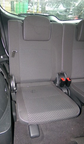 Asiento Trasero Derecho Tercera Fila