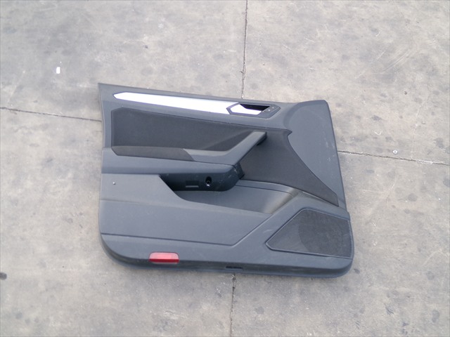 Guarnecido Delantero Izquierdo