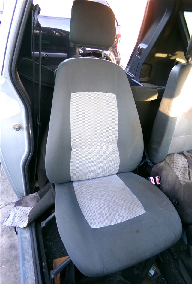 Asiento Delantero Derecho