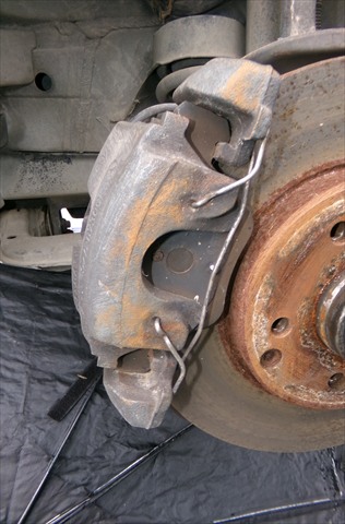 Pinza de Freno Delantera Izquierda