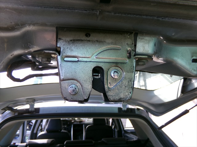 Cerradura Porton Maletero