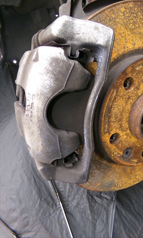 Pinza de Freno Delantera Izquierda