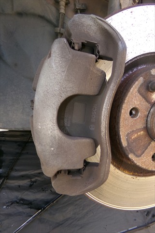 Pinza de Freno Delantera Izquierda