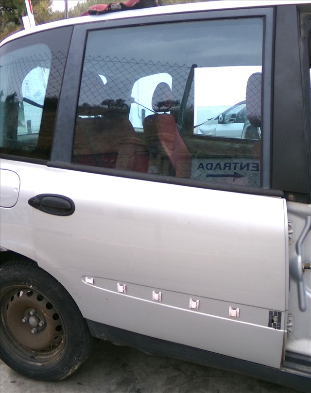 Puerta Trasera Derecha