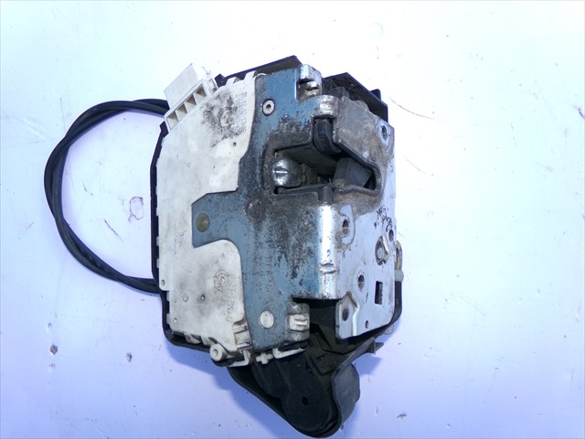 Cerradura Delantero Izquierda