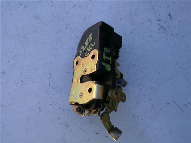 Cerradura Delantero Izquierda