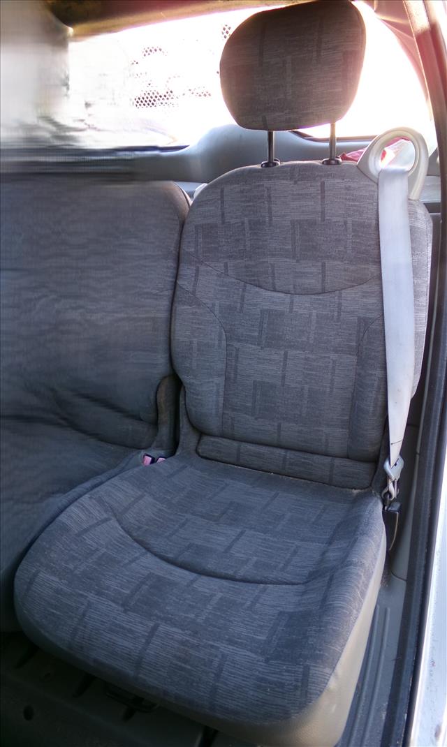 Asiento Trasero Izquierdo