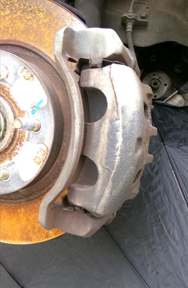 Pinza de Freno Delantera Derecha