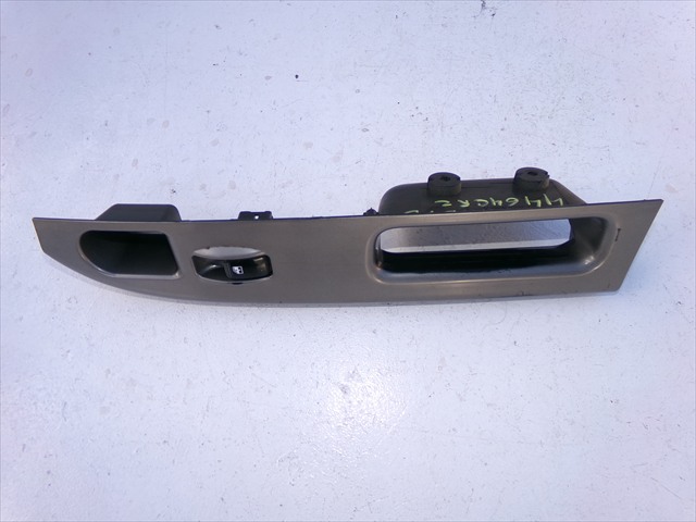 Botonera Elevalunas Delantera Derecha