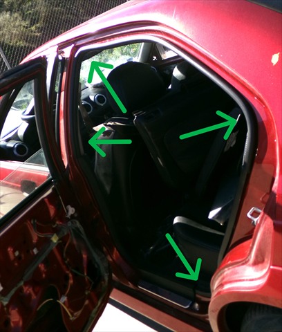 Goma Contorno Puerta Trasera Izquierda