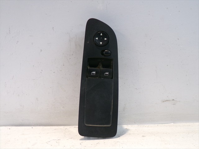 Botonera Elevalunas Delantera Izquierda