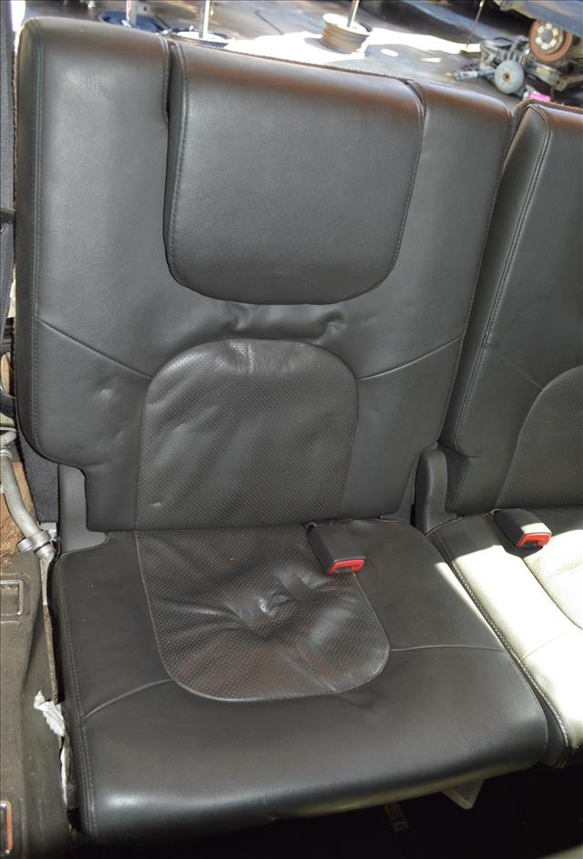 Asiento Trasero Derecho Tercera Fila