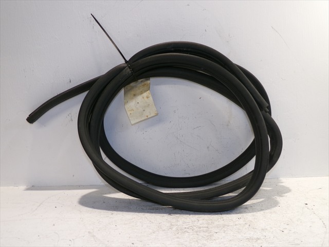 Goma Contorno Puerta Delantera Derecha