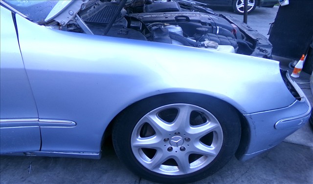 Aleta Delantera Derecha