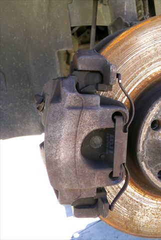 Pinza de Freno Delantera Izquierda