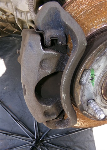 Pinza de Freno Delantera Izquierda