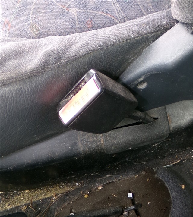 Enganche Cinturon Delantero Derecho