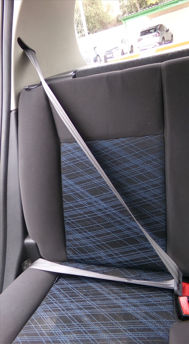 Cinturon Trasero Derecho