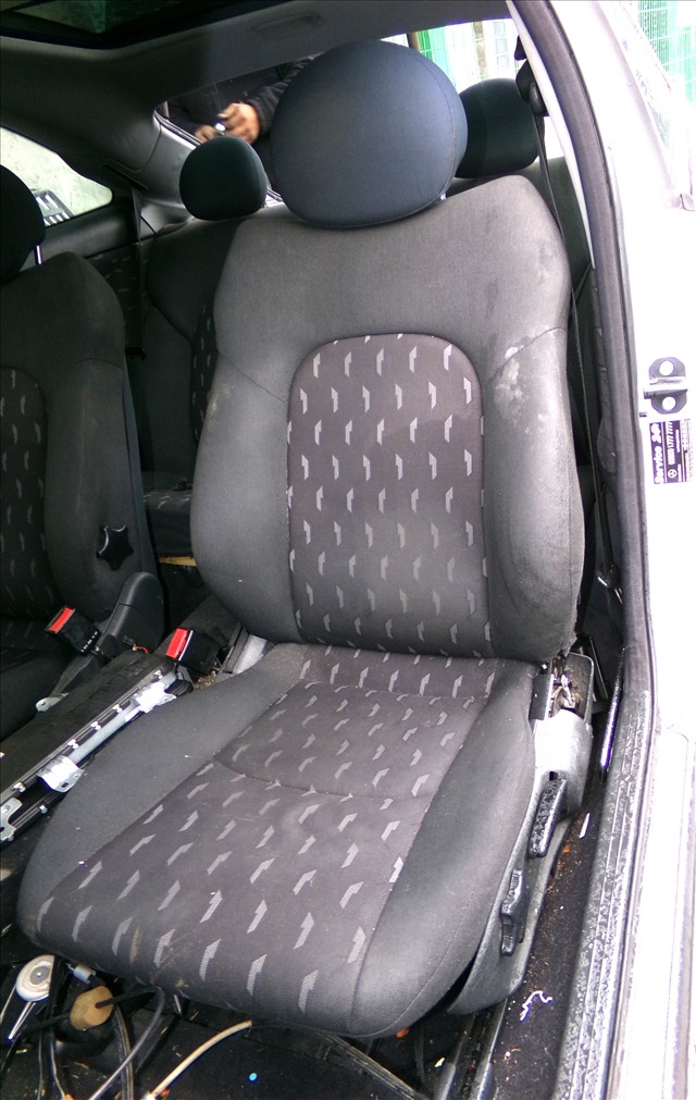 Asiento Delantero Izquierdo