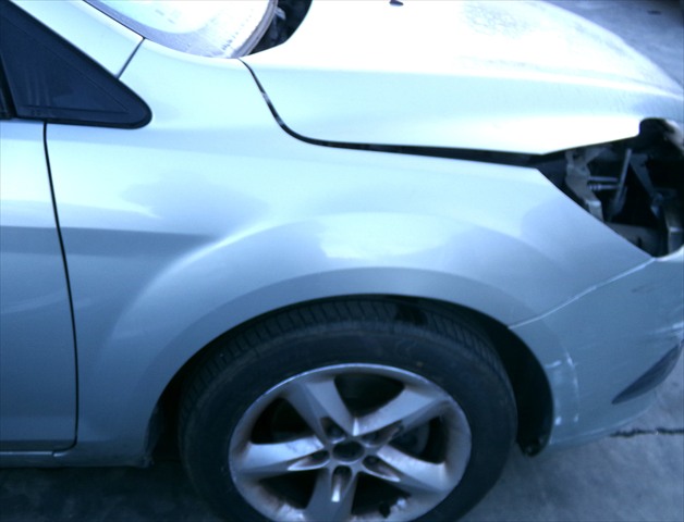 Aleta Delantera Derecha