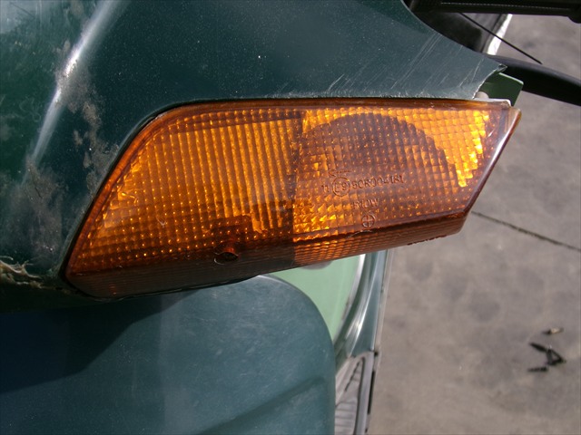 Intermitente Delantero Izquierdo