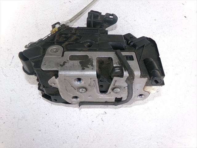 Cerradura Delantero Derecha