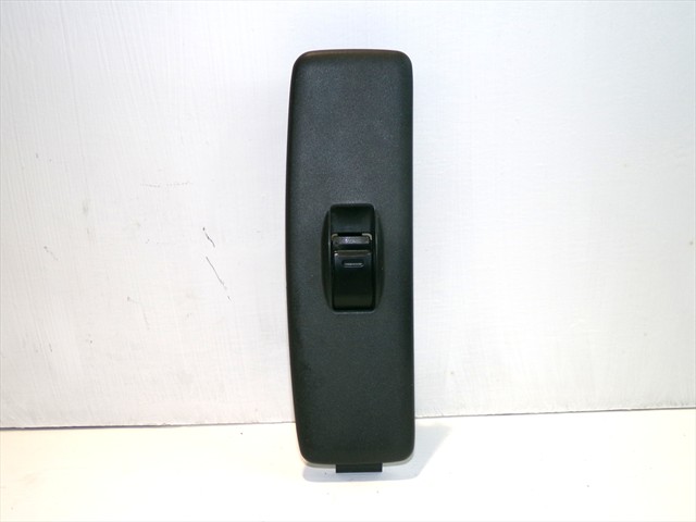 Botonera Elevalunas Delantera Derecha