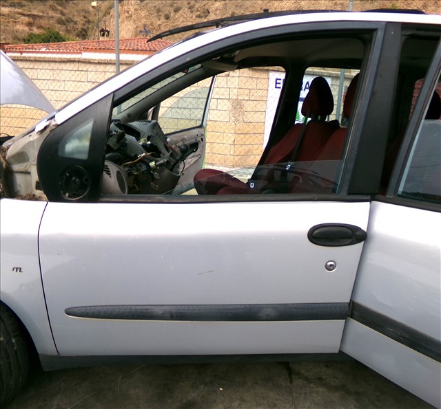 Puerta Delantera Izquierda