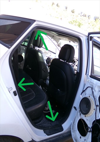 Goma Contorno Puerta Trasera Derecha