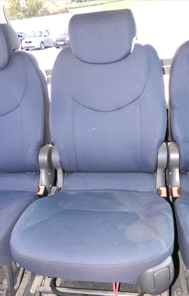 Asiento Trasero Central