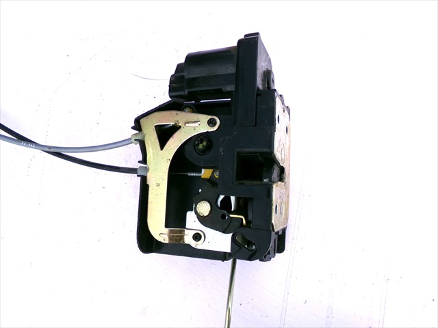 Cerradura Delantero Derecha