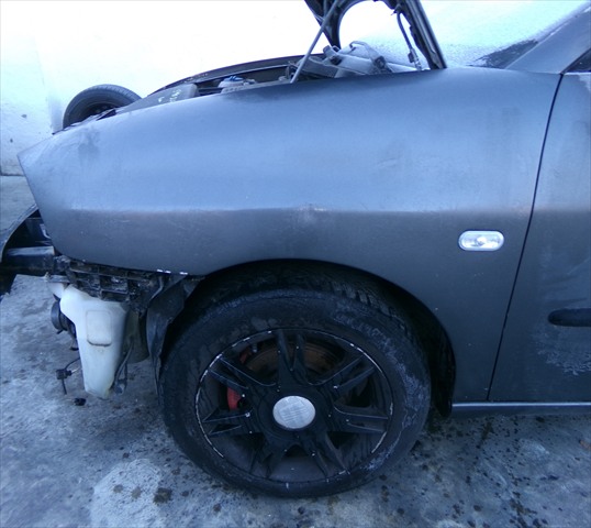 Aleta Delantera Izquierda