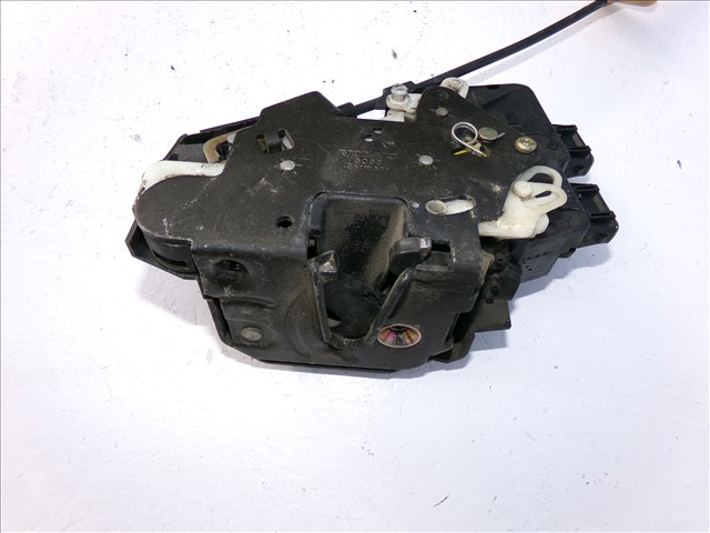 Cerradura Delantero Izquierda