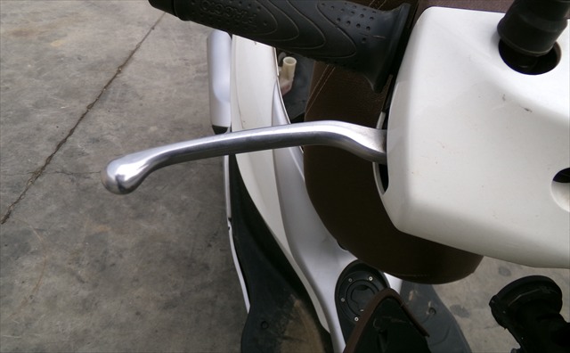 Maniqueta Freno Derecha