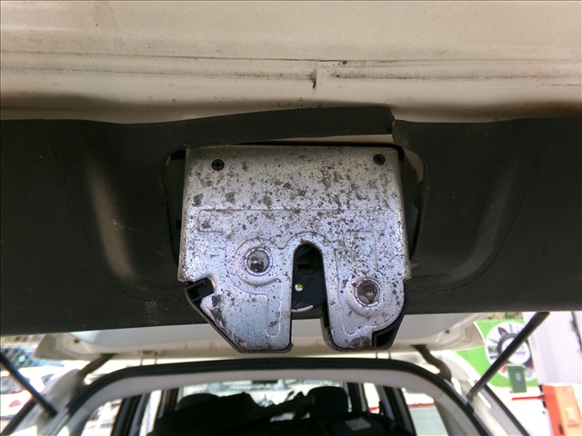 Cerradura Porton Maletero