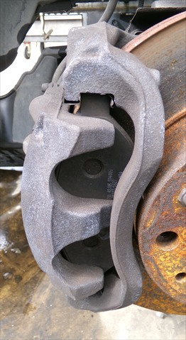 Pinza de Freno Delantera Izquierda