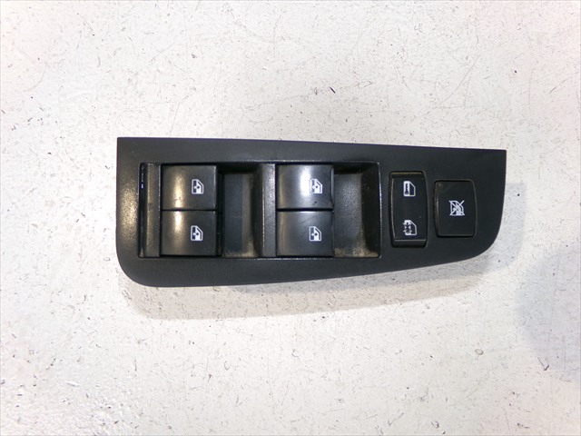 Botonera Elevalunas Delantera Izquierda