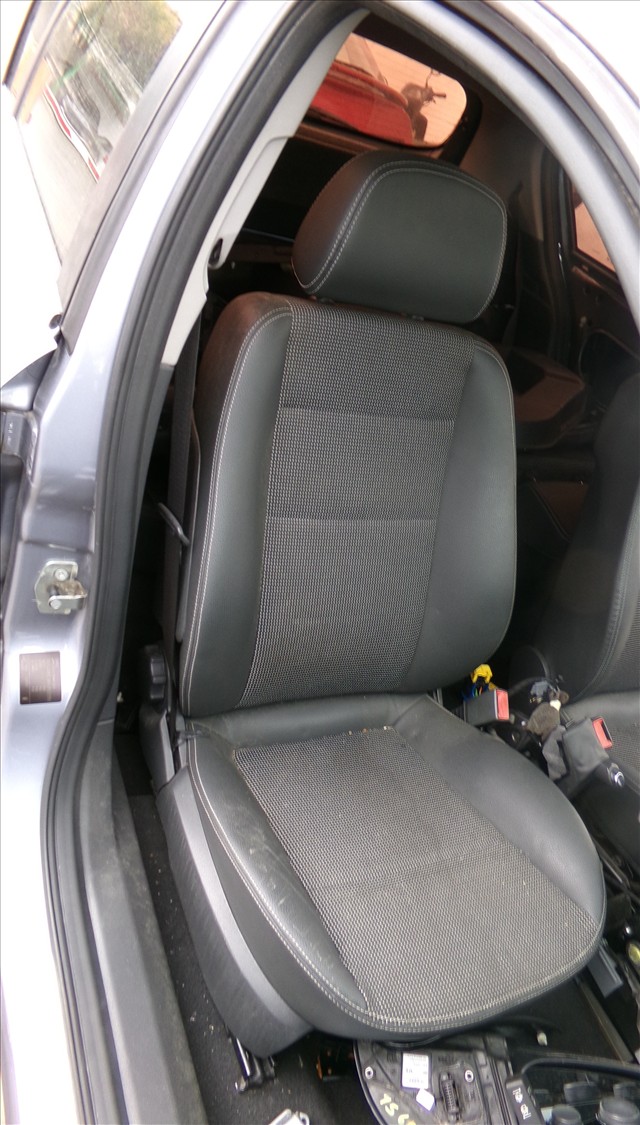 Asiento Delantero Derecho