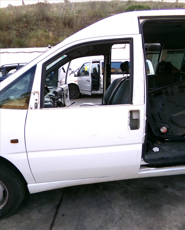 Puerta Delantera Izquierda