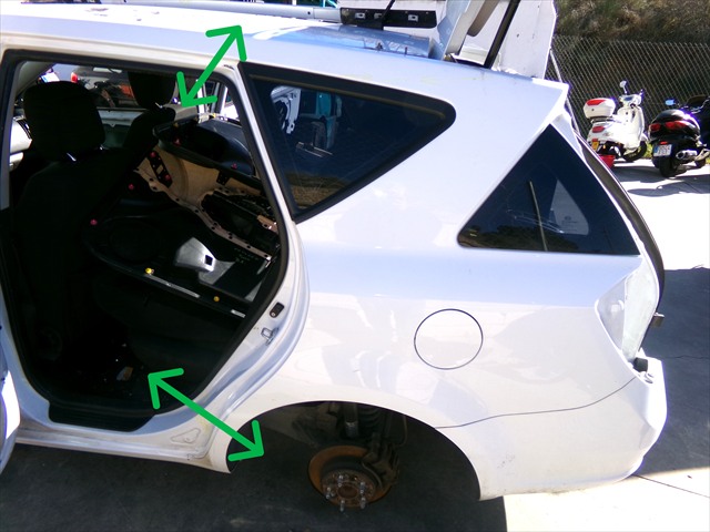 Corte Aleta Trasera Izquierda