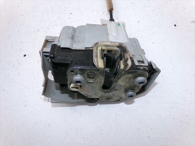 Cerradura Trasera Derecha