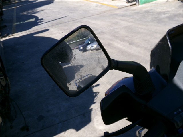 Retrovisor Izquierdo