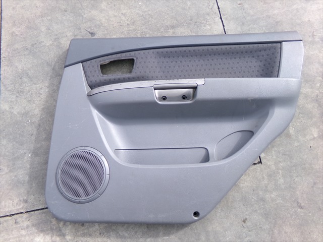 Guarnecido Trasero Derecho