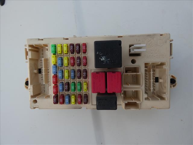 Caja Reles y Fusibles