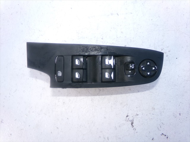 Botonera Elevalunas Delantera Izquierda