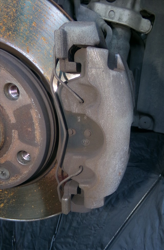 Pinza de Freno Delantera Derecha