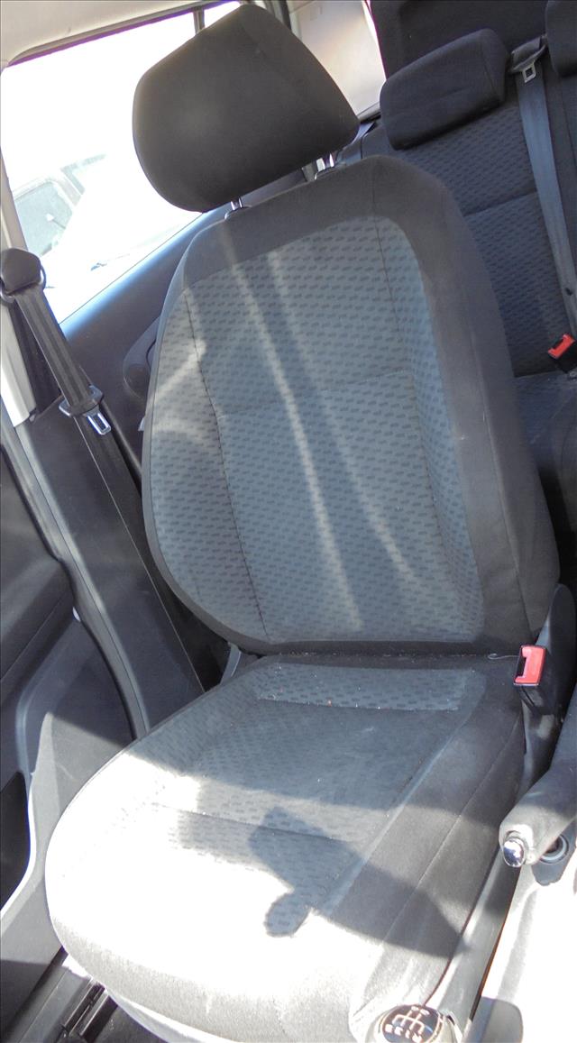 Asiento Delantero Derecho