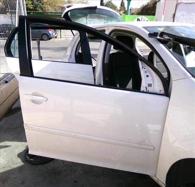 Puerta Delantera Derecha