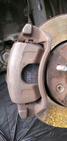 Pinza de Freno Delantera Izquierda